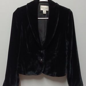 EUC WHBM black velvet jacket, size 2P